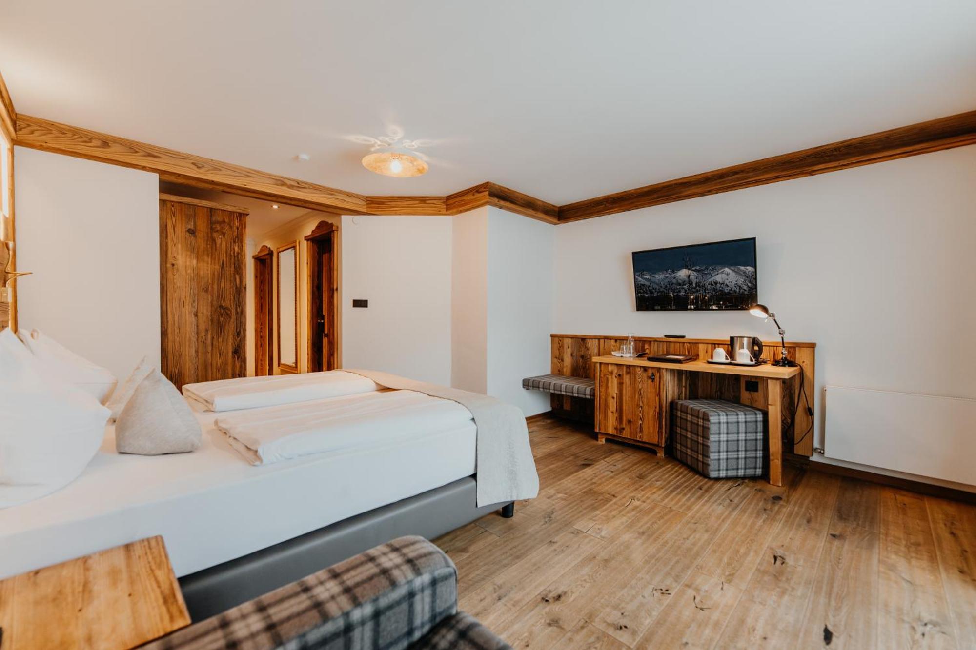 Post Seefeld - Wellnesshotel Tirol Seefeld in Tirol Szoba fotó